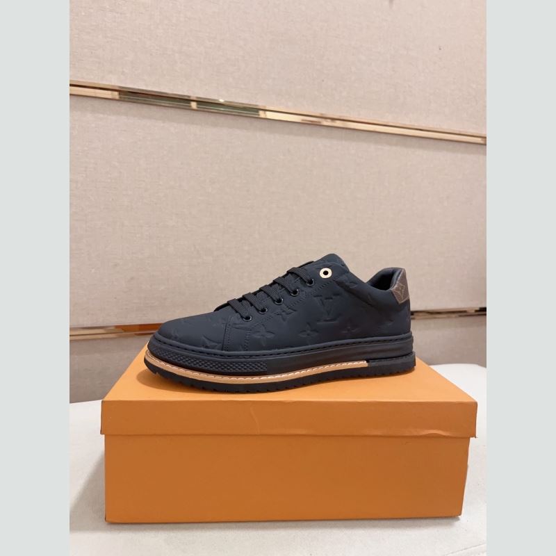 l**is V*t*n sneakers